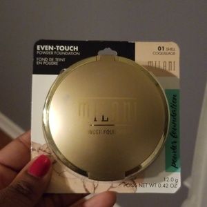 Even Touch Powder Foundation